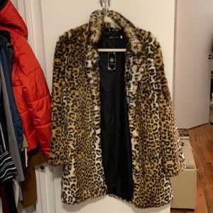 Cheetah/Leopard Print Coat Medium